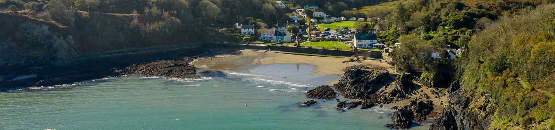 Cwm yr Eglwys Cottages